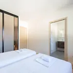 Fabienne In Center With Heated Pool * أنديرنو لي بان