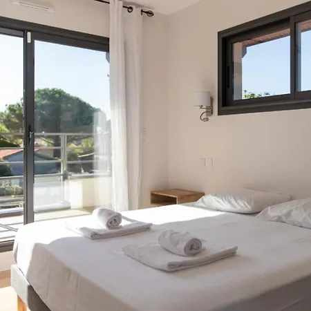 Fabienne In Center With Heated Pool Villa Andernos-les-Bains