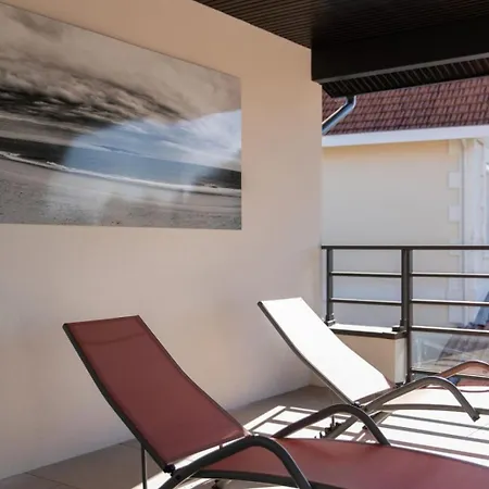 Fabienne In Center With Heated Pool *