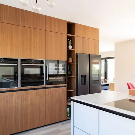 Fabienne In Center With Heated Pool Villa