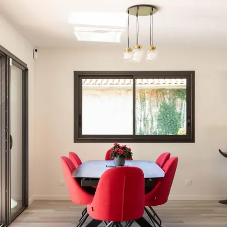 Villa Fabienne In Center With Heated Pool Andernos-les-Bains