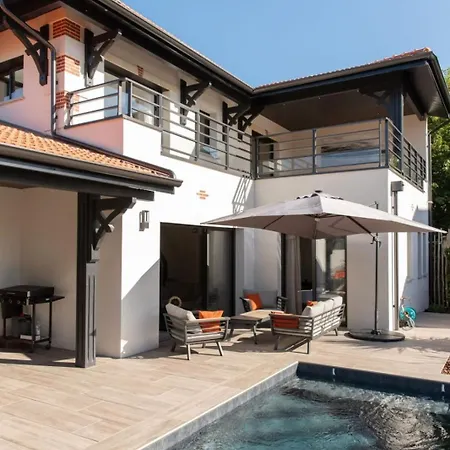 Fabienne In Center With Heated Pool Villa Andernos-les-Bains